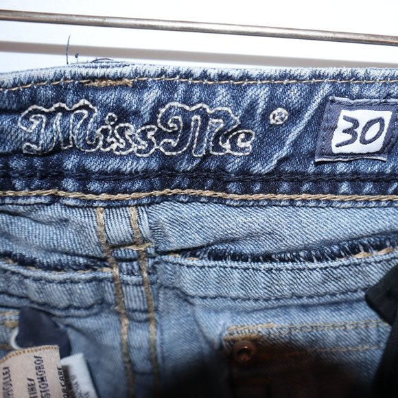 Miss Me Medium Wash Distressed Boot Cut Jeans Women's Size 30 Style JP5014-6 - Picture 8 of 10